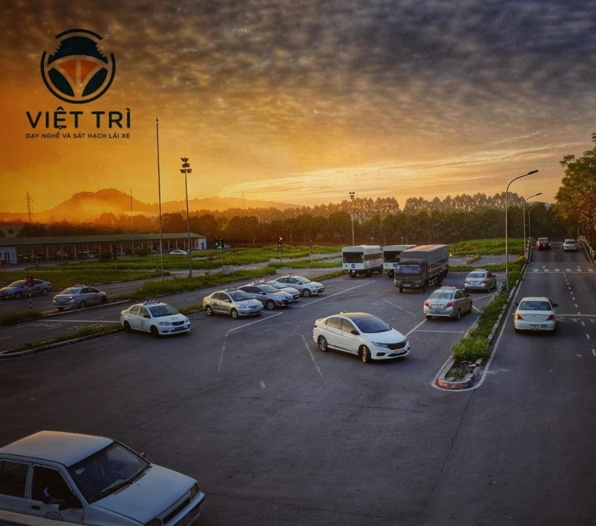 THỜI ĐIỂM VÀNG ĐĂNG KÍ HỌC LÁI XE Ô TÔ NGAY THÔI 🚗